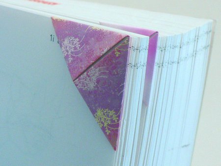 origami triangular bookmark tutorial by planetjune