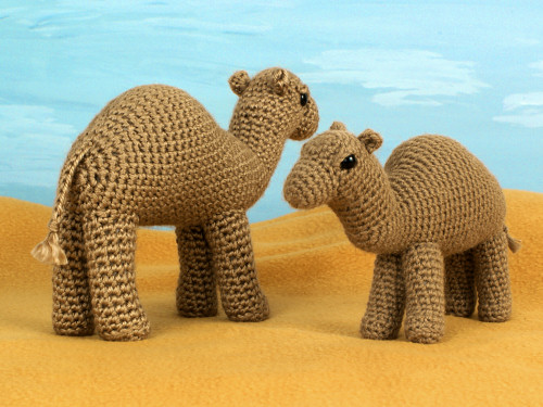 camel amigurumi crochet pattern by planetjune