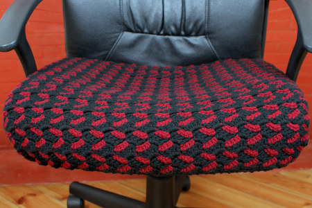 crocheted seat cover by planetjune