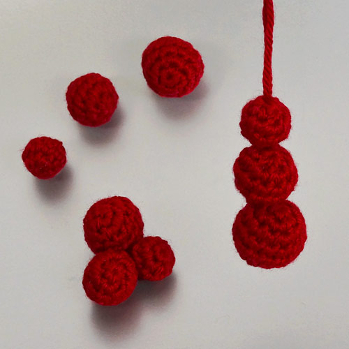 Christmas Decor Set 1 crochet pattern by June Gilbank: Mini Baubles