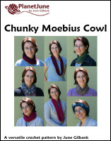 chunky moebius cowl crochet pattern by planetjune
