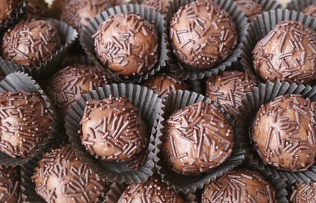 chocolate truffles by planetjune