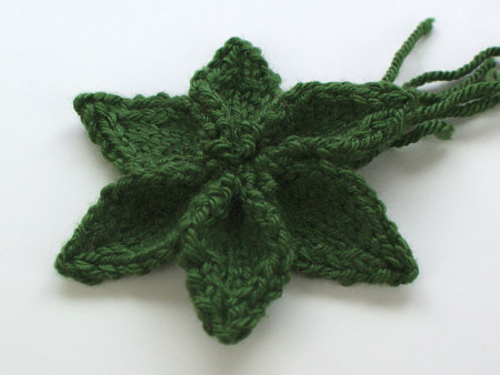 knitted poinsettia pattern