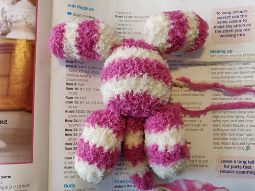 crochet bagpuss