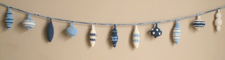 christmas baubles crochet pattern by planetjune