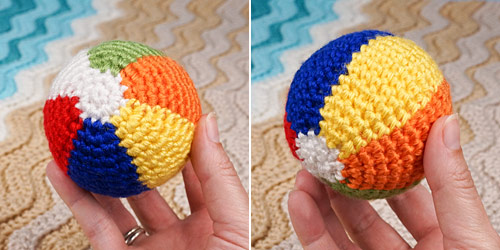 Amigurumi Beach Ball crochet pattern by PlanetJune