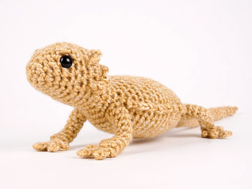 bearded dragon crochet pattern by planetjune