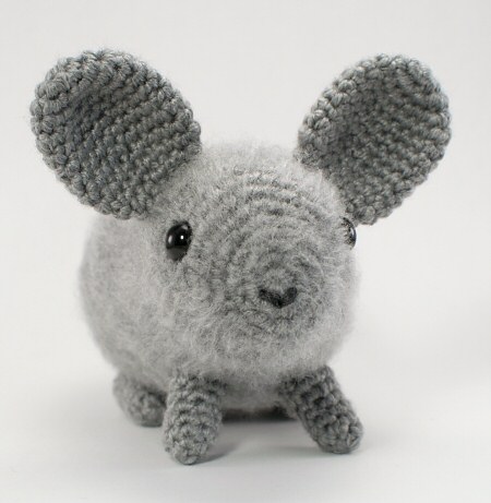 amigurumi chinchilla by planetjune