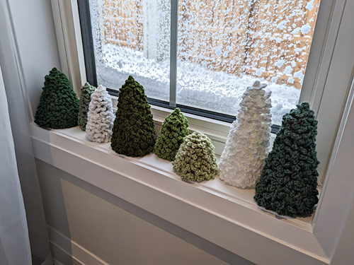Christmas Trees 2 crochet pattern by planetjune