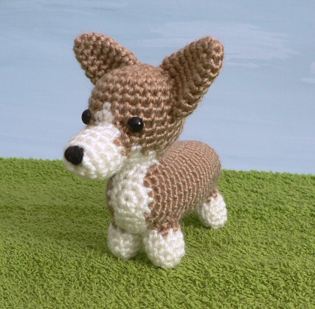 crocheted corgi by planetjune