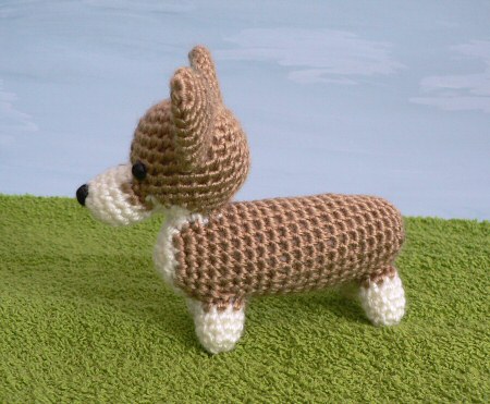 crocheted corgi by planetjune
