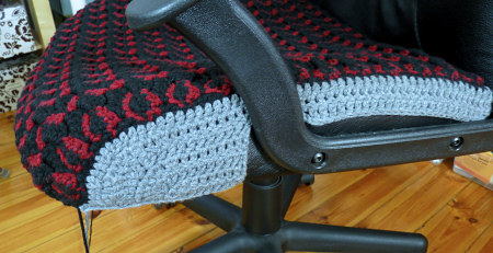 crocheted seat cover by planetjune