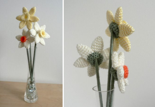 crocheted daffodils