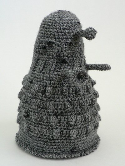 crocheted dalek