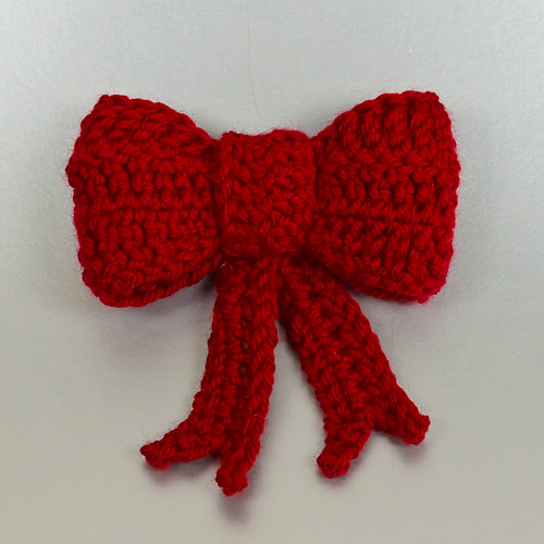 Christmas Decor Set 1 crochet pattern by June Gilbank: Bow