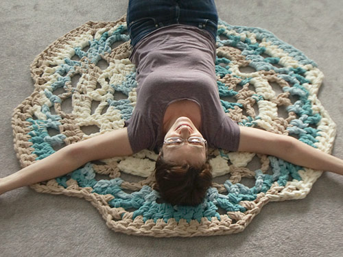 extreme crochet rug