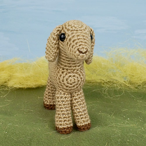 Farmyard Goats amigurumi crochet pattern by PlanetJune