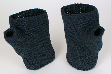 fitted crocheted fingerless gloves by planetjune