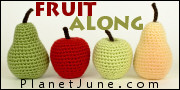 Fruit-Along CAL at PlanetJune: amigurumi apples and pears