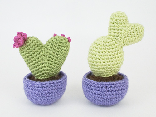 Heart Cactus Collection crochet pattern by PlanetJune