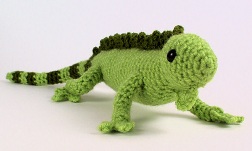 iguana amigurumi crochet pattern by planetjune