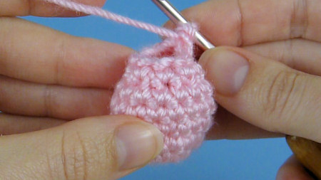 invisible decrease for amigurumi video tutorial, by planetjune