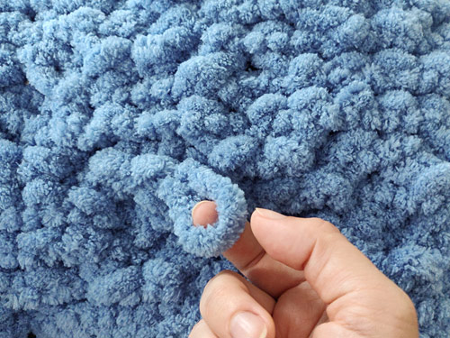 finger knitting with loop yarn