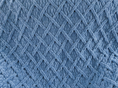 loop knitted lattice blanket