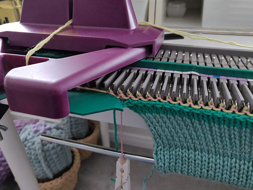 knitting machine