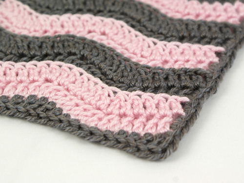 rippled ripple crochet pattern with edging, by planetjune
