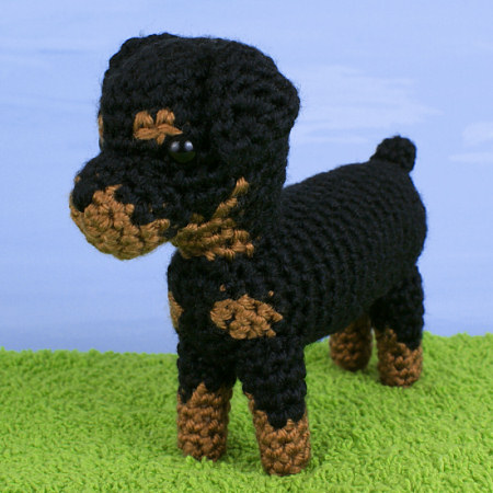 AmiDogs Rottweiler crochet pattern by PlanetJune