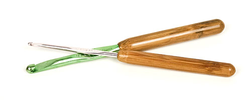 susan bates aluminum crochet hooks: review