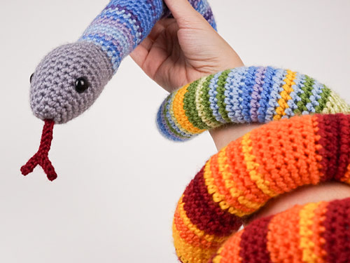 Temperature Snake crochet pattern by PlanetJune