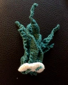 Dorte's improvised crocheted aquatic plant