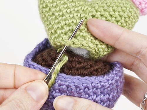 Amigurumi Clean Edge Join crochet tutorial by PlanetJune