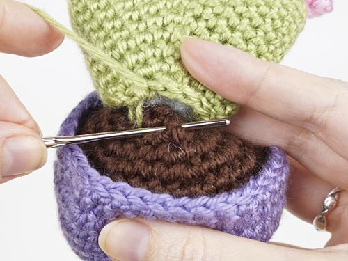 Amigurumi Clean Edge Join crochet tutorial by PlanetJune