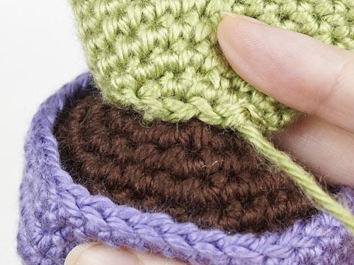 Amigurumi Clean Edge Join crochet tutorial by PlanetJune