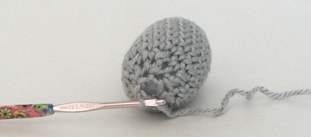 fastening off (crochet, amigurumi) by planetjune