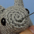 amigurumi faces: secure stitching