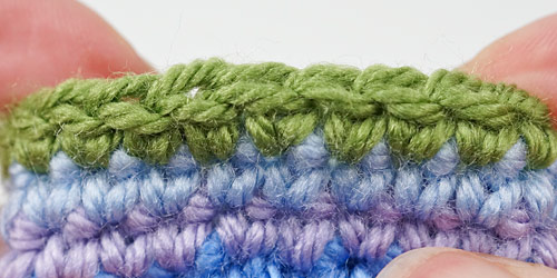 How To Use Stitch Markers in Amigurumi – PlanetJune by June