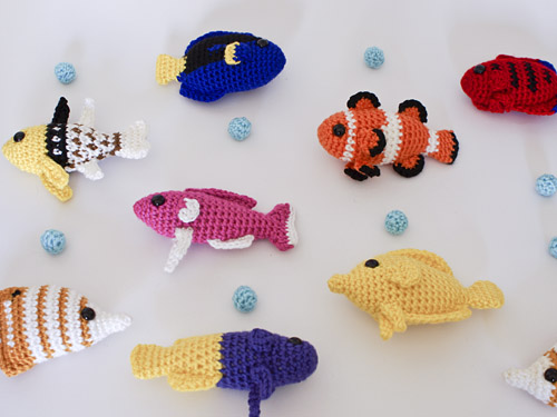 amigurumi wall hanging tutorial by PlanetJune