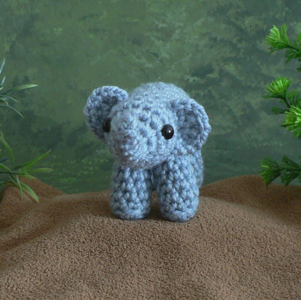 AfricAmi Elephant amigurumi crochet pattern - Click Image to Close
