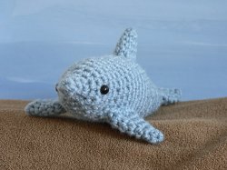 (image for) AquaAmi Dolphin amigurumi crochet pattern