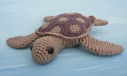 (image for) AquaAmi Sea Turtle amigurumi crochet pattern