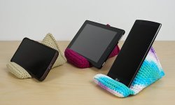 Crochet Phone Stand DONATIONWARE crochet pattern