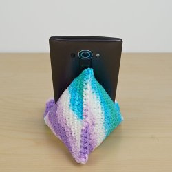 Crochet Phone Stand DONATIONWARE crochet pattern