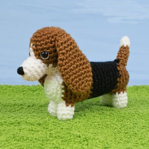 AmiDogs Basset Hound amigurumi crochet pattern