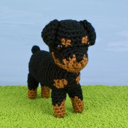 (image for) AmiDogs Rottweiler amigurumi crochet pattern