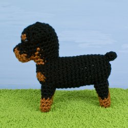 (image for) AmiDogs Rottweiler amigurumi crochet pattern