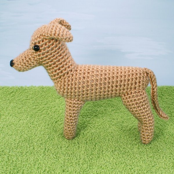 AmiDogs Greyhound (or Whippet) amigurumi crochet pattern - Click Image to Close
